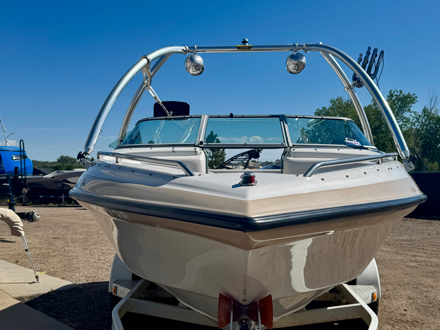 1999 Crownline 202 BR