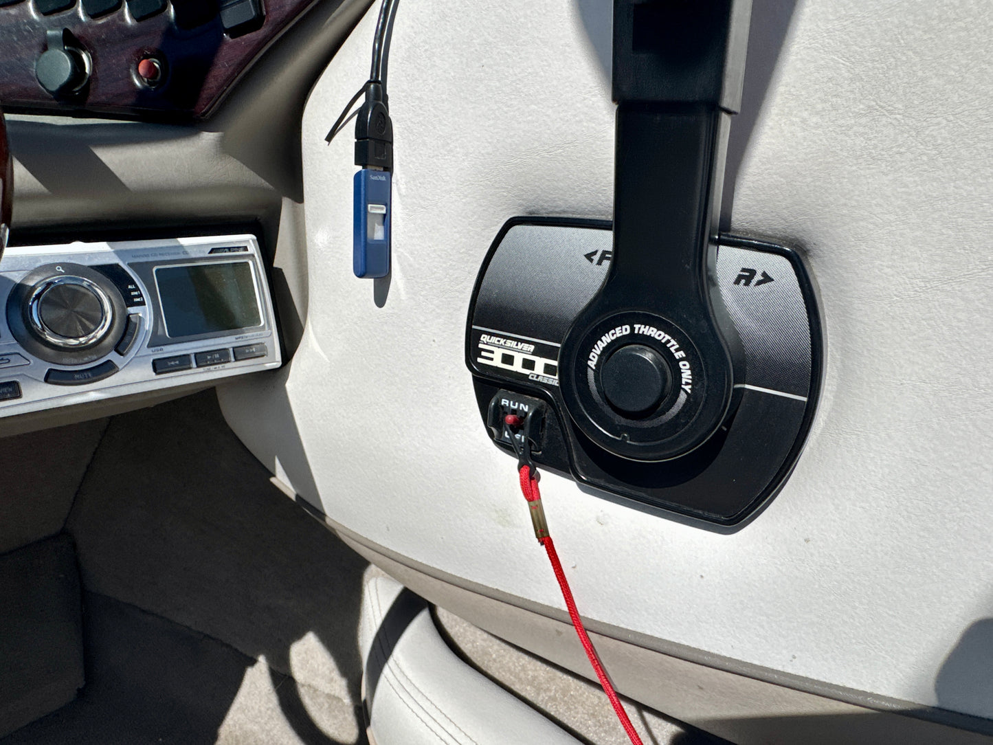 1999 Crownline 202 BR