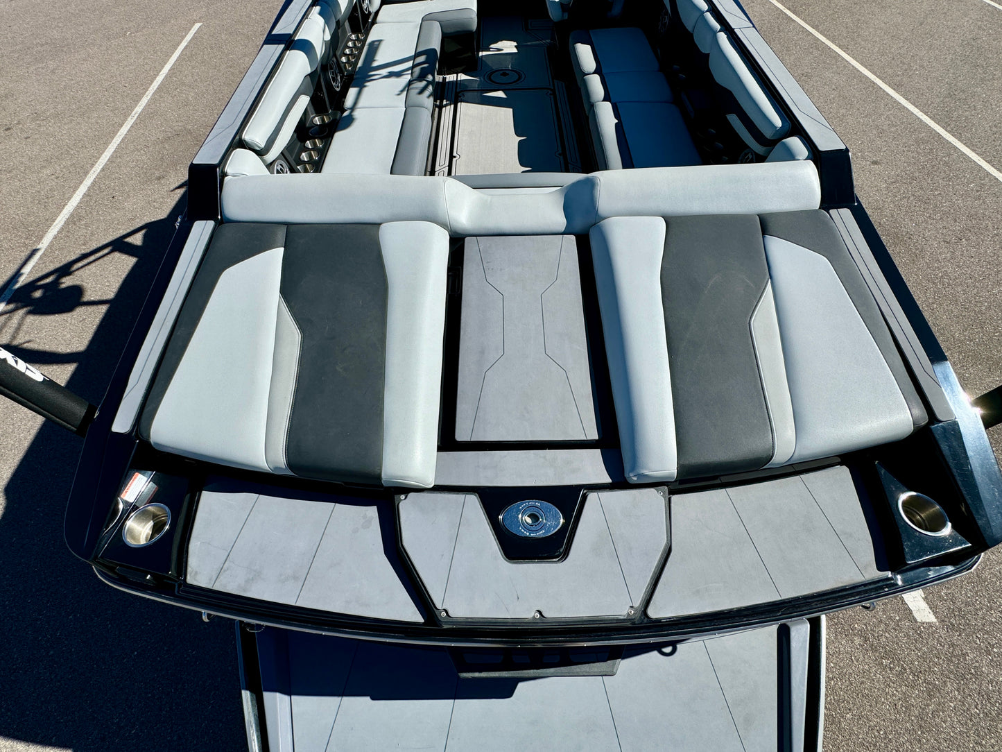 2022 Axis T250 - NEW LT4 -LIKE NEW BOAT