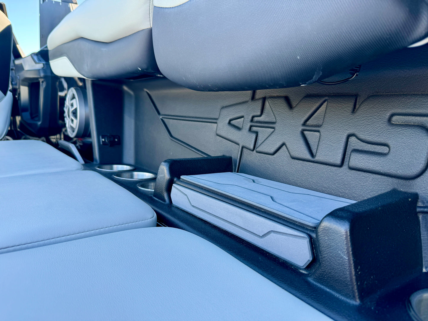 2022 Axis T250 - NEW LT4 -LIKE NEW BOAT